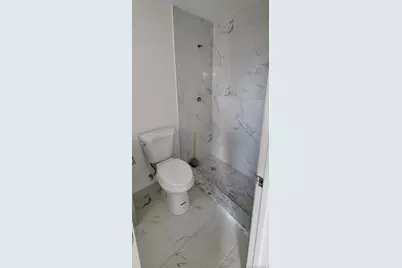 83 Kraemer Street, Hicksville, NY 11801 - Photo 28