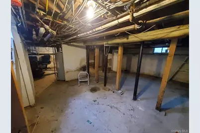 83 Kraemer Street, Hicksville, NY 11801 - Photo 14