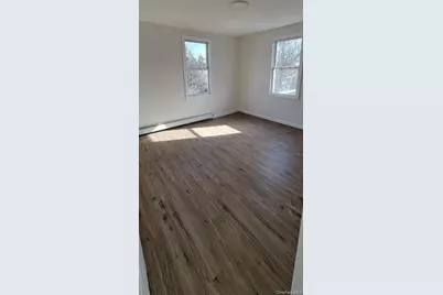 83 Kraemer Street, Hicksville, NY 11801 - Photo 32