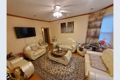 83 Kraemer Street, Hicksville, NY 11801 - Photo 8