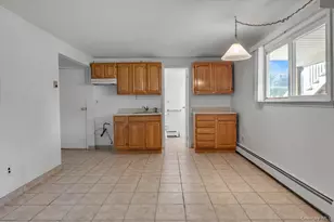 282 N Oak St, Massapequa, NY 11758 - Photo 18