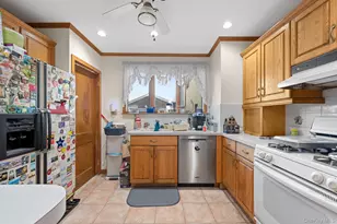 77-61 79th Pl, Glendale, NY 11385 - Photo 6