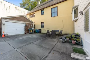 77-61 79th Pl, Glendale, NY 11385 - Photo 24