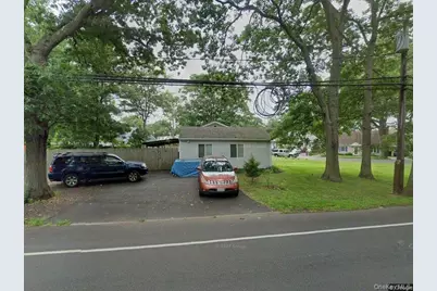 56 Dix Hills Rd, Huntington Station, NY 11743 - Photo 1