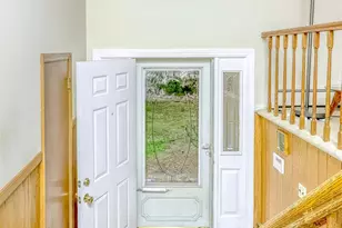 19 Mary Beth Dr, Suffern, NY 10901 - Photo 10