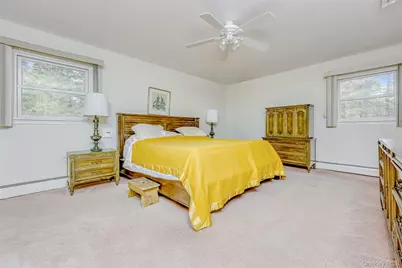 19 Mary Beth Drive, Suffern, NY 10901 - Photo 18