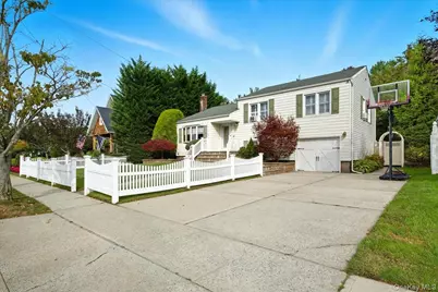 3405 Lufberry Avenue, Wantagh, NY 11793 - Photo 6