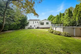3405 Lufberry Ave, Wantagh, NY 11793 - Photo 38