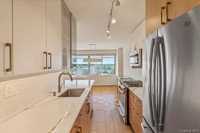 18-15 215th Street #9R, Bayside, NY 11360 - Photo 2