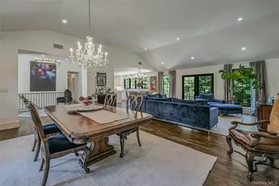 262 Huntington Bay Road, Huntington, NY 11743 - Photo 10