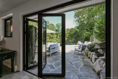 262 Huntington Bay Road, Huntington, NY 11743 - Photo 20