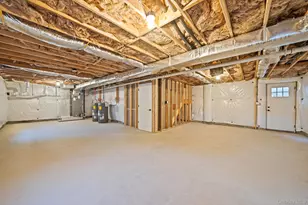 90 Yaphank Road W, Coram, NY 11727 - Photo 28