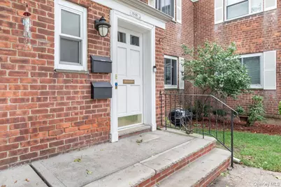 73-20 263rd Street #G, Glen Oaks, NY 11004 - Photo 2