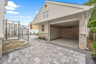 4 S 11th St, New Hyde Park, NY 11040 - Photo 26