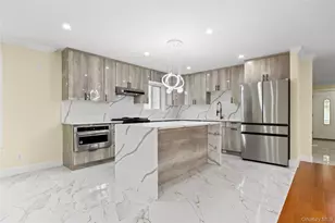 4 S 11th St, New Hyde Park, NY 11040 - Photo 8