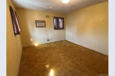 4 Gerri Lane, Yonkers, NY 10703 - Photo 12