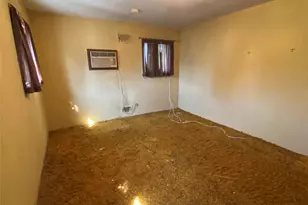 4 Gerri Ln, Yonkers, NY 10703 - Photo 12