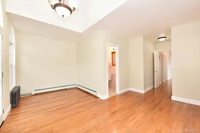 8135 166th Street, Hillcrest (Queens), NY 11432 - Photo 20