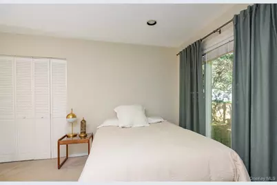 41 Squaw Road, White Sulphur Springs, NY 11937 - Photo 26