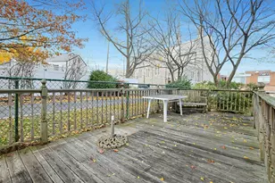 317 E 242nd St, Bronx, NY 10470 - Photo 36