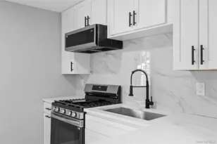 635 Provost Ave, Bellport, NY 11713 - Photo 8