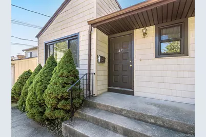 47B Marwood Road N, Port Washington, NY 11050 - Photo 2