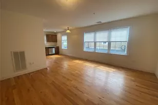 27 N Main St, Florida, NY 10921 - Photo 4