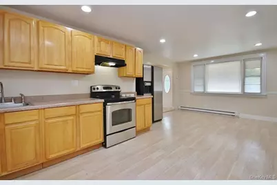 208 Myrtle Ave #UNIT 2A, Mahopac, NY 10541 - Photo 1