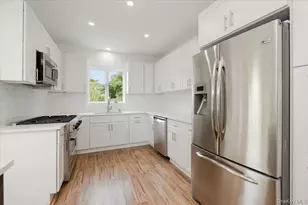 56 Oak Beach Rd, Babylon, NY 11702 - Photo 14
