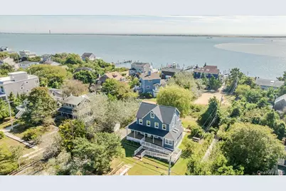 56 Oak Beach Road, Babylon, NY 11702 - Photo 30