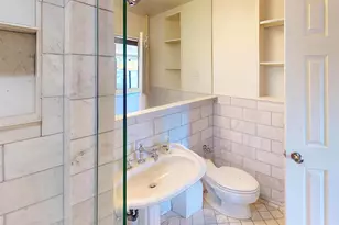 2244 Bronx Pk E, Bronx, NY 10467 - Photo 10