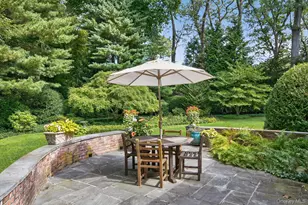 135 Piping Rock Rd, Locust Valley, NY 11560 - Photo 28