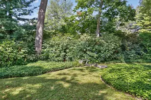 135 Piping Rock Rd, Locust Valley, NY 11560 - Photo 32