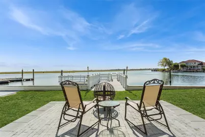 210 Saratoga Boulevard, Island Park, NY 11558 - Photo 2