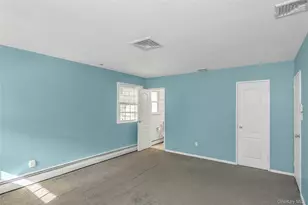 708 Salisbury Park Dr, Westbury, NY 11590 - Photo 18