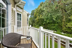 133 Spring Dr, East Meadow, NY 11554 - Photo 32