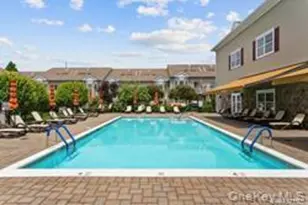 133 Spring Dr, East Meadow, NY 11554 - Photo 6