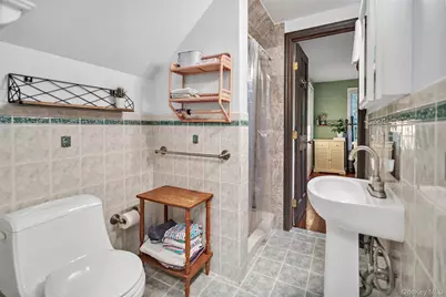 81 Beach Road, Wading River, NY 11792 - Photo 8