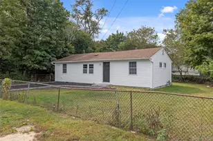 532 Taylor Ave, Patchogue, NY 11772 - Photo 4