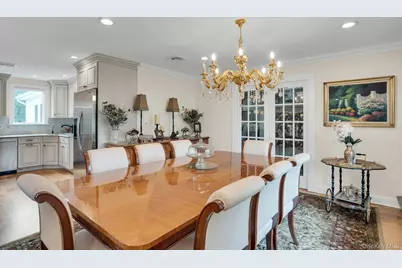 1 Regency Lane, Dix Hills, NY 11746 - Photo 16