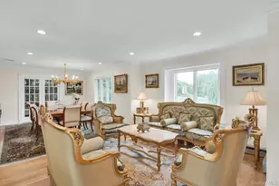 1 Regency Ln, Dix Hills, NY 11746 - Photo 8