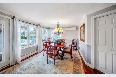 190 Connetquot Drive, Oakdale, NY 11769 - Photo 20