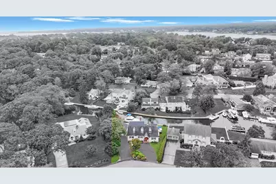 190 Connetquot Drive, Oakdale, NY 11769 - Photo 4