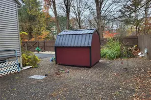 318 Maple St, Kerhonkson, NY 12446 - Photo 34