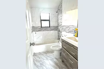 23518 147th Road, Rosedale, NY 11422 - Photo 4