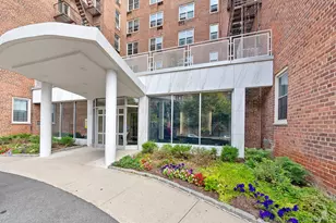 629 Kappock St, Bronx, NY 10463 - Photo 22