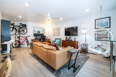 673 Pelham Road #E14, New Rochelle, NY 10805 - Photo 8