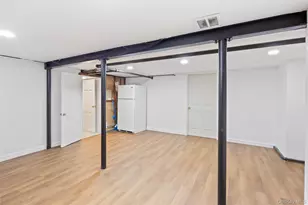 1218 Terrace Blvd, New Hyde Park, NY 11040 - Photo 14