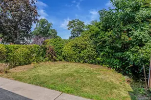 1218 Terrace Blvd, New Hyde Park, NY 11040 - Photo 16