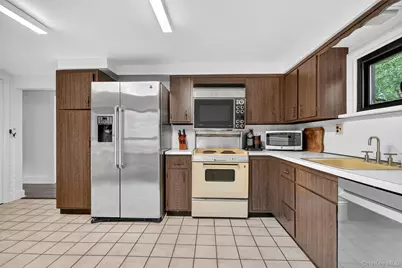 45 Shady Lane, Bardonia, NY 10954 - Photo 8